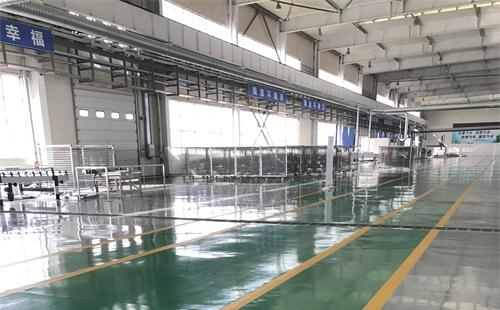 明日大雪：梦得来化工为您打造温暖而坚固的白碱滩环氧地坪