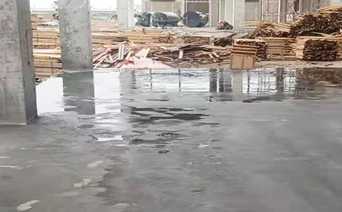 白碱滩环氧面涂使用技巧：提升地坪效果的5个秘诀